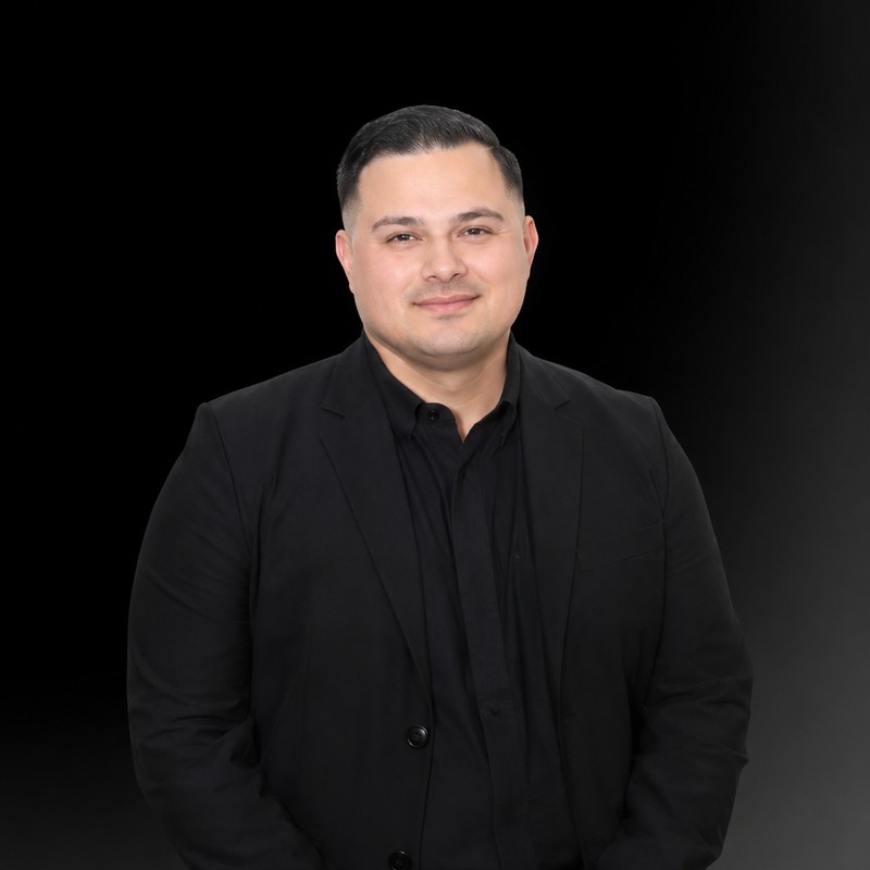 Carlos Medina, Loan Officer at Star Financial